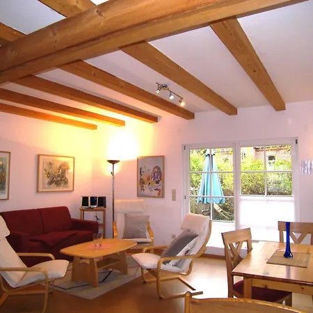 Reetgedecktes Ferienhaus Benz An D Seebad Bansin